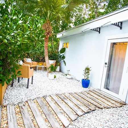 Cozy Tiny Home - Hidden Gem! Miami Exterior photo